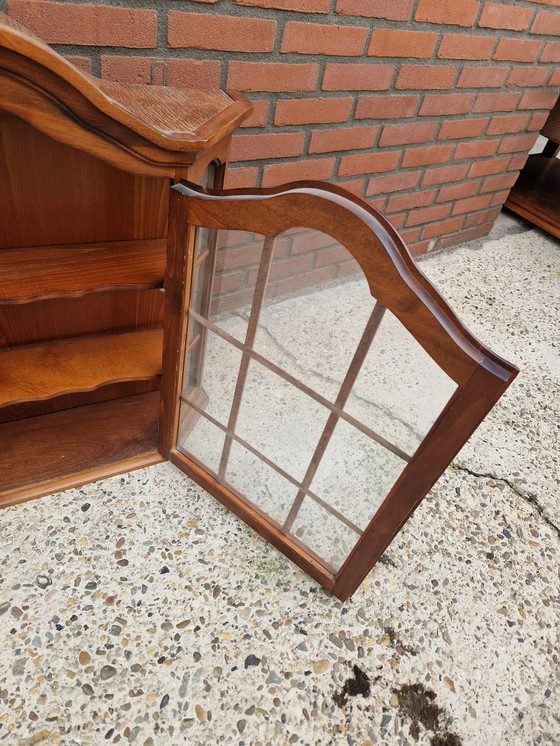 Image 1 of Wall cabinet