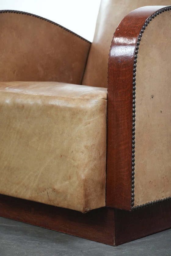 Image 1 of Fauteuil de style Art déco en cuir de vachette d'une belle couleur cognac clair