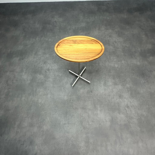 Table d'appoint design Arco modèle Stand by