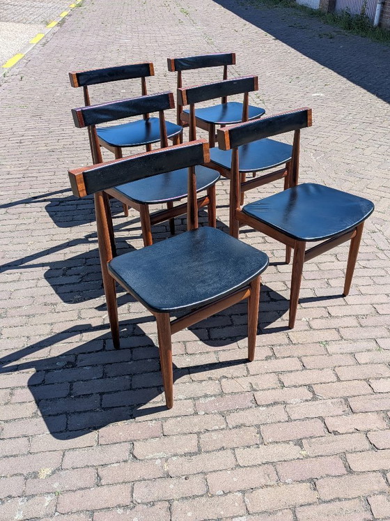 Image 1 of Zeldzame Deens Design 'Longette' Eetkamersuite van Hans Olsen voor Frem Røjle – 6 Nestbare Stoelen