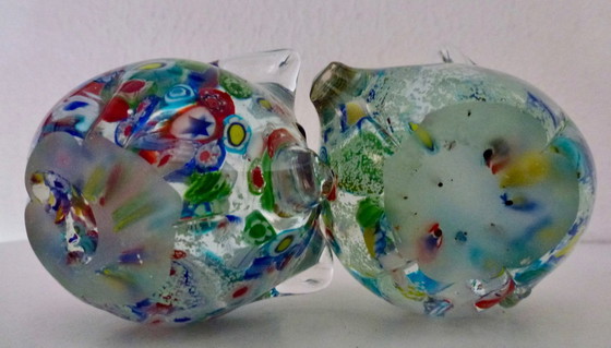 Image 1 of 2 presse-papiers en verre de Murano Millefiori en forme de cochon.