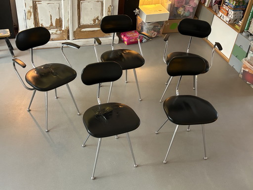 5 vintage stoelen Midcentury minimalistisch design 
