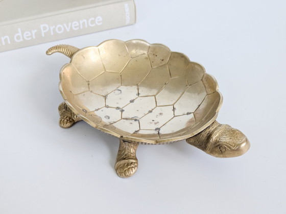 Image 1 of Vintage messing schaaltje in de vorm van een schildpad (Turtle Vide Poche), Hollywood Regency, mid-century sieradenschaaltje.
