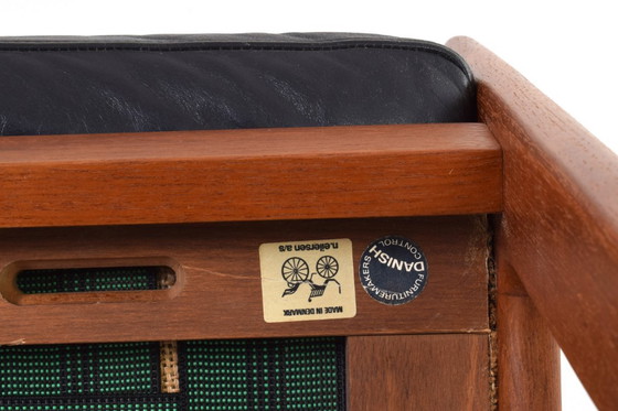 Image 1 of Fauteuils lounge vintage en teck par Illum Wikkelsø pour Niels Eilersen, années 1960.