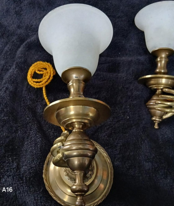 Image 1 of Espléndidos apliques de pared grandes con manecillas de bronce macizo