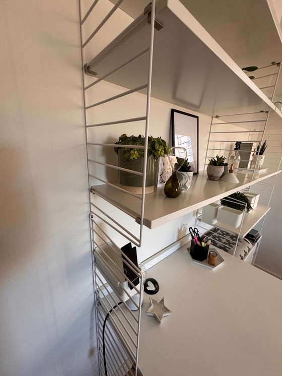 Image 1 of Sistema String, bianco, set completo con scrivania, mobile e accessori