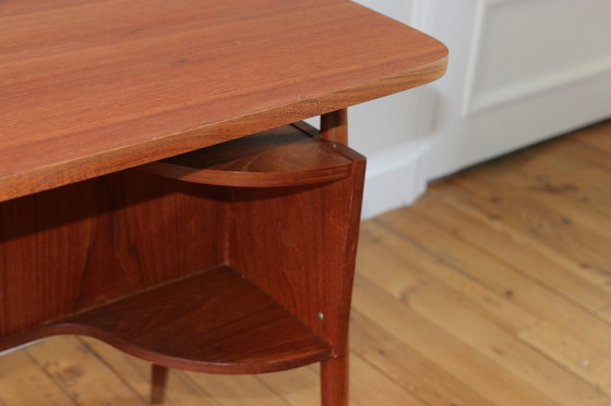 Image 1 of Small Scandinavian teak desk Gunnar Nielsen for Tibergaard 1960