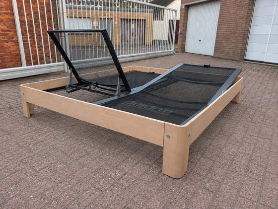 Auping Aurode 180 X 200 | Verstelbaar – Tweepersoonsbedden, Metal, Wood (photo 3 of 7)