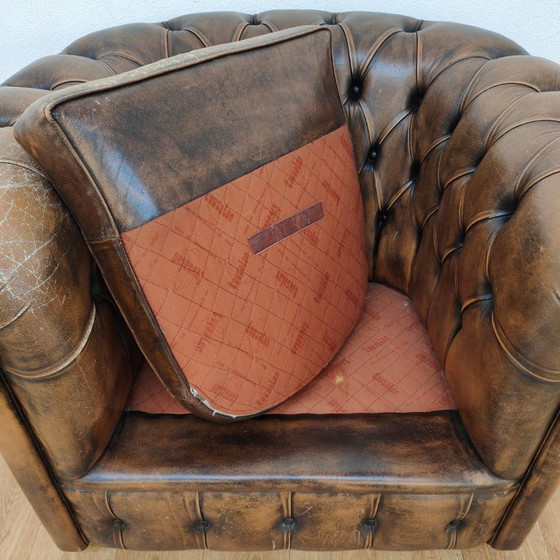 Image 1 of Vintage leren Chesterfield stijl fauteuil
