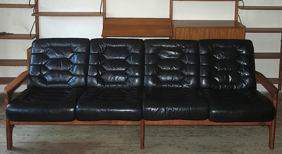 Image 1 of Dänisches 4-Sitzer Sofa mit Lederbezug 244Cm, 1960S