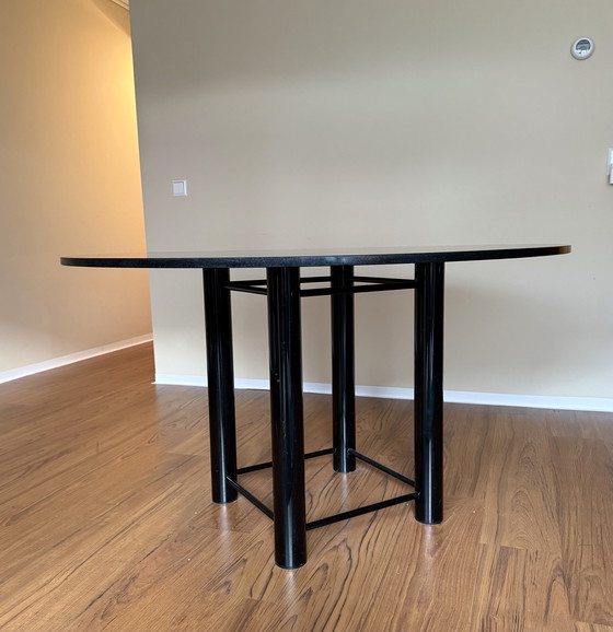 Image 1 of Table composite noire rétro moderne