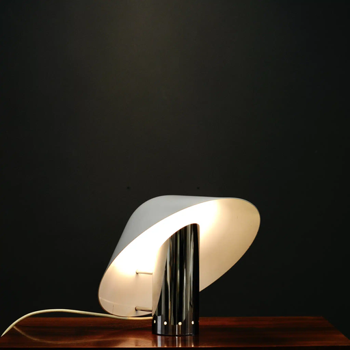 Chioccio (Pulcino) Table Lamp by Sergio Mazza e Giuliana Gramigna for Quattrifolio. This is the large "Chiochio " version.