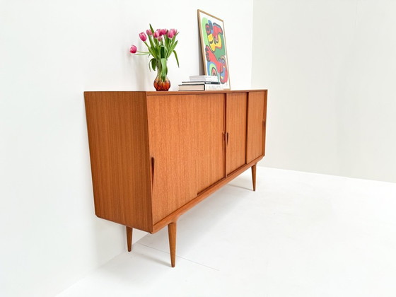 Image 1 of Credenza Omann Jun modello 19 di Gunni Omann, Danimarca, anni '60