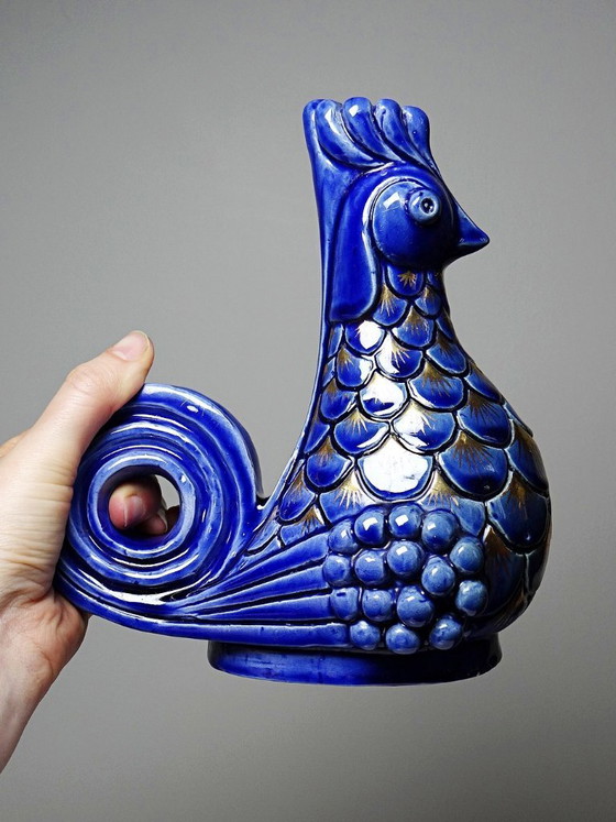 Image 1 of Par de candelabros de cerámica vidriada con forma de gallo, firmados por A.G. Roger, 1948.