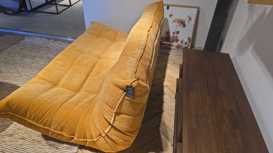 Image 1 of Loungebank