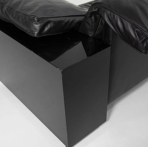 Canapé Lota par Eileen Gray
