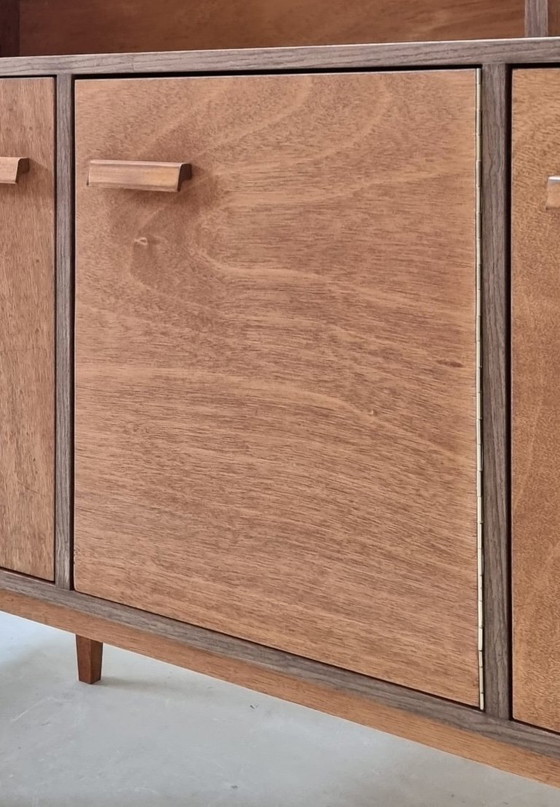 Image 1 of Elvan Highboard