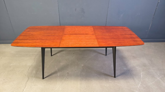 Image 1 of Uitschuifbare eettafel van Alfred Hendrickx voor Belform, jaren 1950.