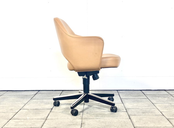 Knoll International Executive Bureaustoel Ontworpen door Eero Saarinen – Draaistoelen, Leather (photo 2 of 6)
