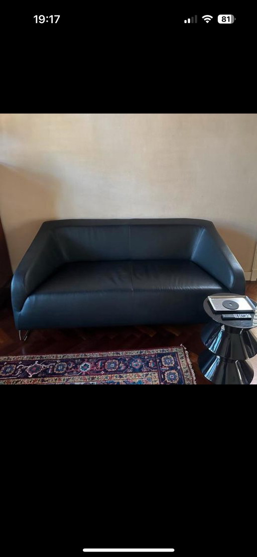 Sofá ARTIFORT de 2 plazas negro en perfecto estado