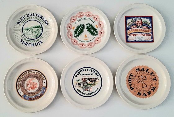 Image 1 of Kaasplateau "Fromages de France",  Faience de St Amand.