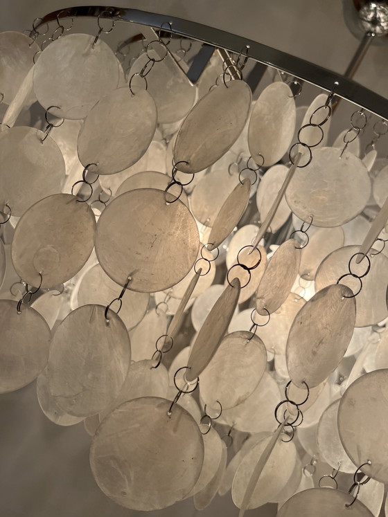 Image 1 of Suspension vintage en nacre et opaline, lustre