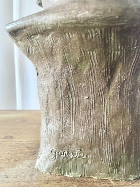 Image 1 of Terracotta bust with a bronze patina, inspired by antiquity, signed