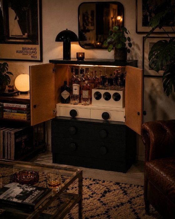 Image 1 of Belgischer Barschrank im Stil des Brutalismus – schwarze Eiche mit beleuchteter Bar, 1970er Jahre