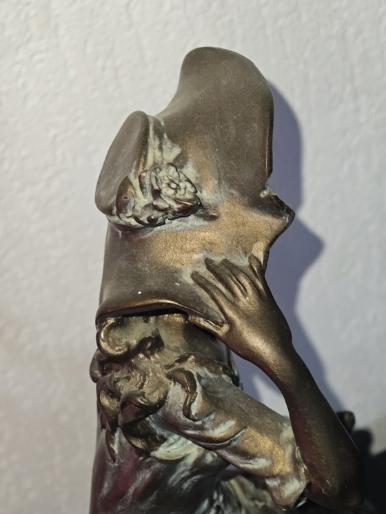 Image 1 of Vrouwelijke figuur