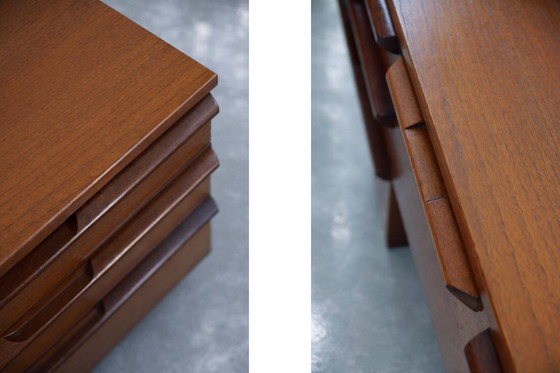 Image 1 of Scrivania vintage in teak marrone, stile Mid-Century Modern, anni '60