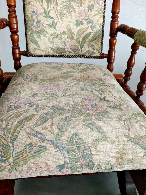 Image 1 of Sedia a dondolo antica vintage con meccanismo a bobina