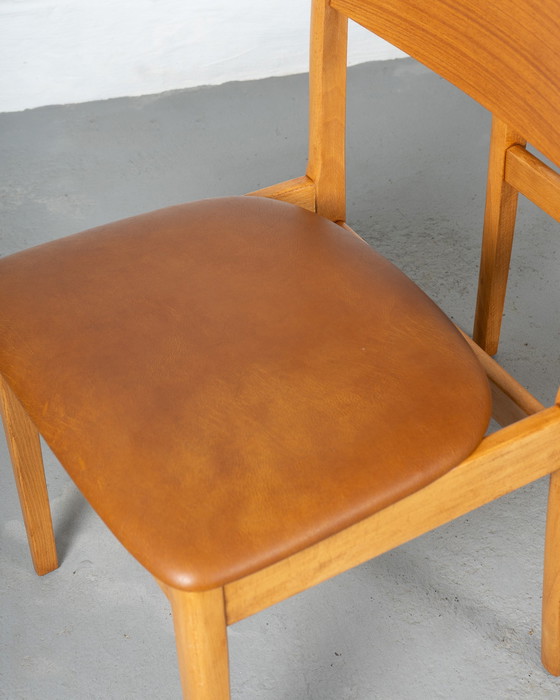 Image 1 of 6 X Danish Chairs Made Of Beech And Teak