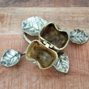 Scatola per mele vintage in ottone