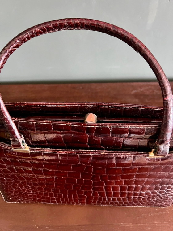 Sac à main vintage en cuir gaufré effet croco avec portefeuille assorti, années 60, Sac à main en cuir Mid (photo 5 of 8)