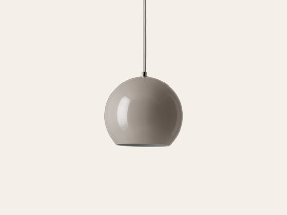 &Tradition Topan Lampada a sospensione – Beige | Verner Panton – Lampade a sospensione, Metal, Aluminium (photo 4 of 5)