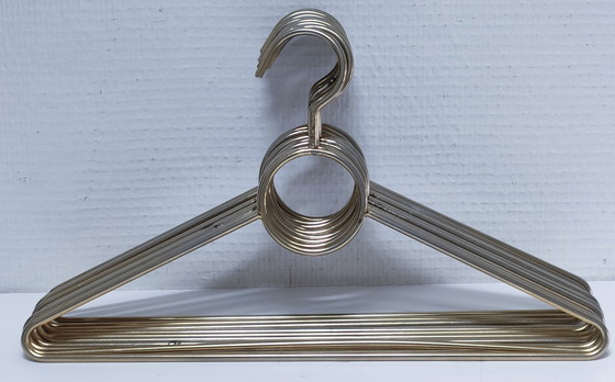 Image 1 of zehn Kleiderbügel vargor 80er Jahre Design