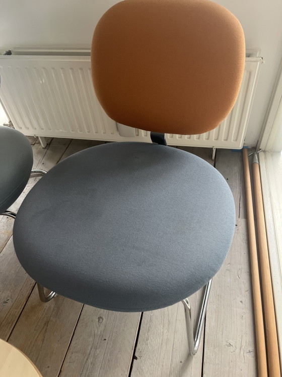 Artifort – Stoelen / fauteuils, Textile, Wood (photo 3 of 5)