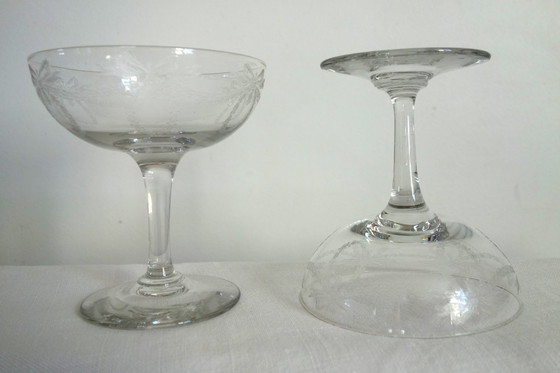 Image 1 of 11 vintage gegraveerde kristallen champagneglazen