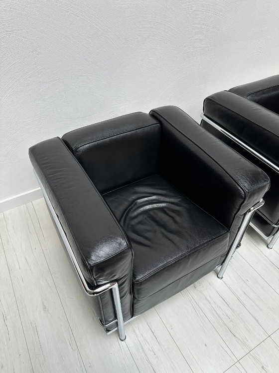 Image 1 of Poltrona LC2 vintage in pelle di Le Corbusier, Pierre Jeanneret e Charlotte Perriand per Cassina, anni '90