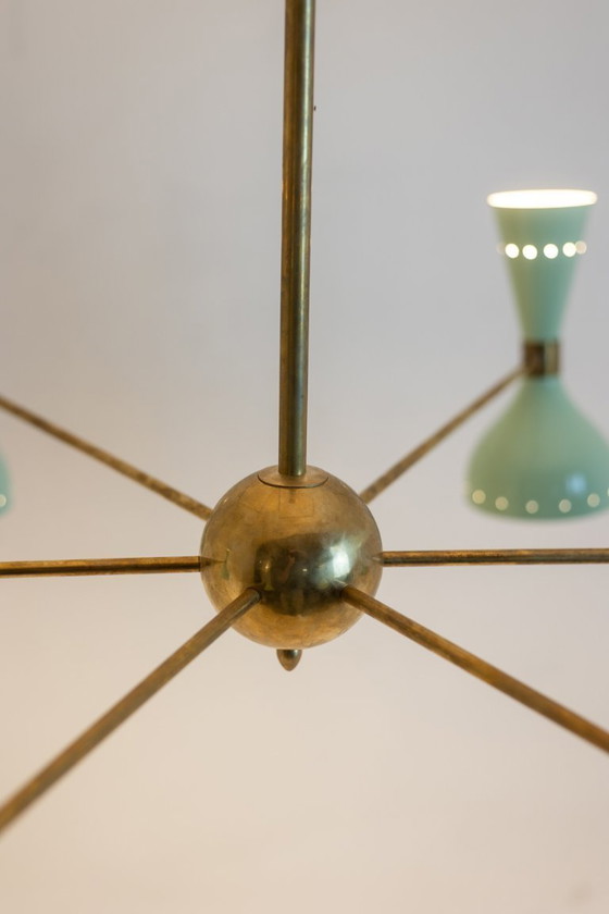 Image 1 of Lustre rayonnant de forme diabolo à 12 lumières. Contemporain.