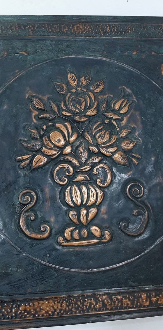 Image 1 of Fiori in vaso da parete in rame battuto martellato d'epoca