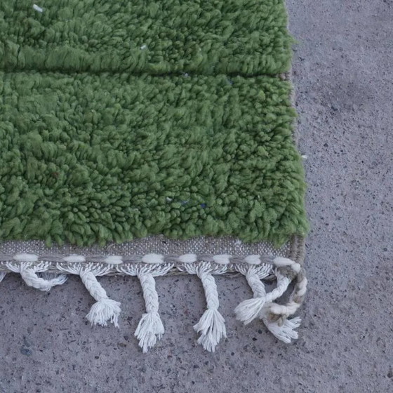Tapis berbère marocain 250cm x 150cm – Laine (photo 4 of 6)