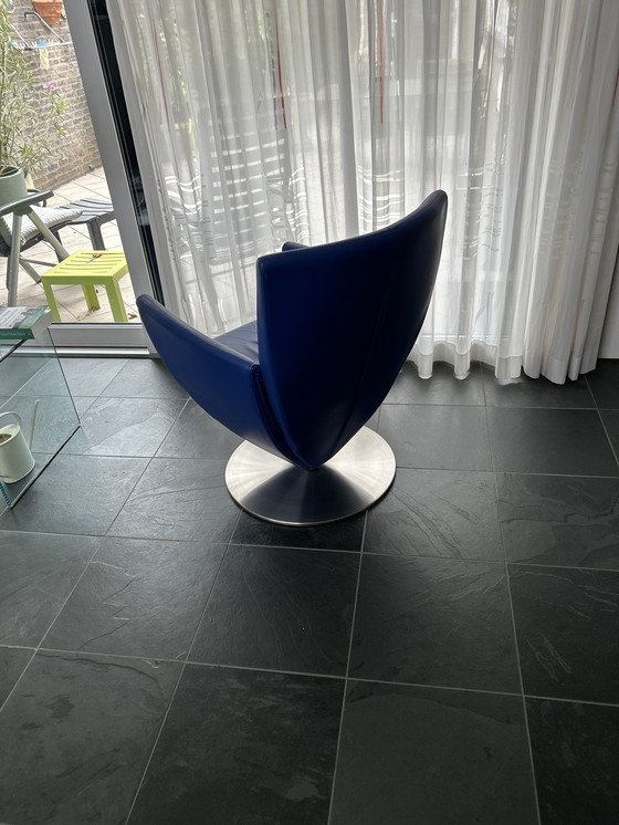 Image 1 of Fauteuil pivotant bleu