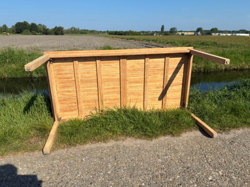 Prachtige massief teakhouten tuintafel als NIEUW