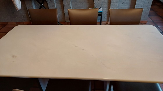 Image 1 of Table - Marbre rose