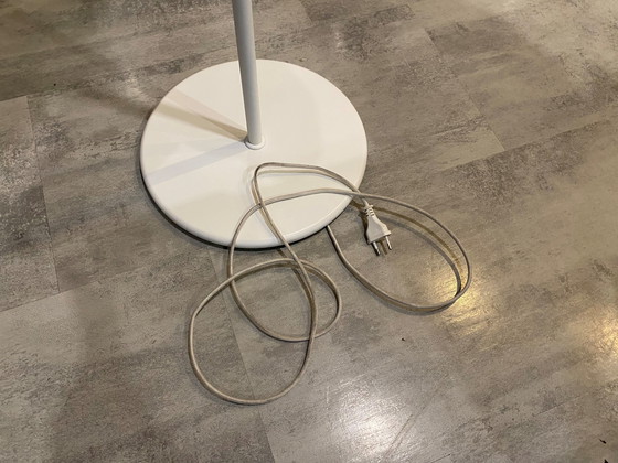 Image 1 of Lampada da terra a forma di fungo Nymane Ikea TYP G1706 in metallo bianco vintage 1990