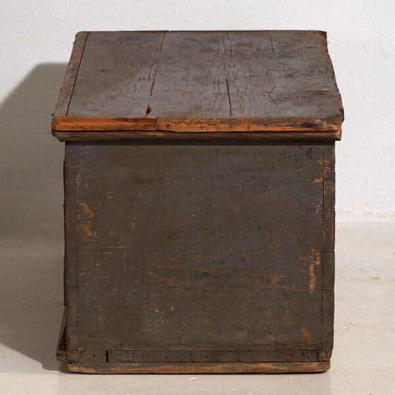 Antike getäfelte Kieferntruhe – Österreichisch-Ungarische Monarchie, circa 1870 – Aufbewahrungsschrank (photo 38 of 40)