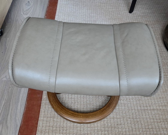 Stressless Footstool (Ekornes), Footstools & poufs, Leather, Creme (photo 5 of 5)