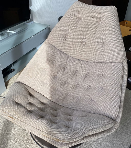 Artifort Sessel 588