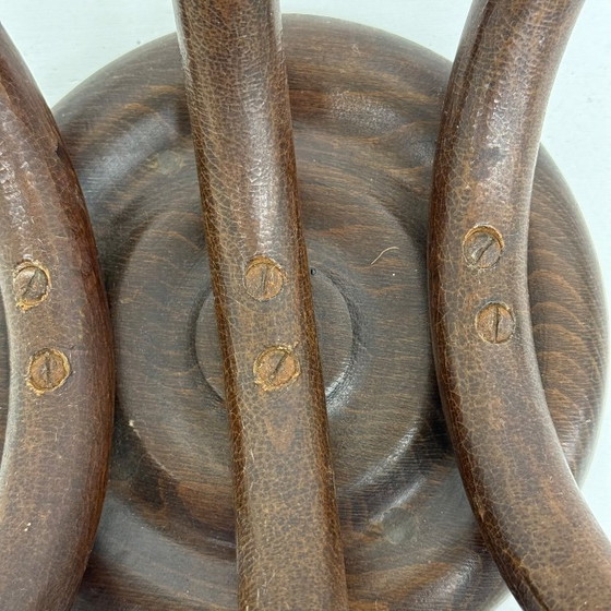 Image 1 of Perchero antiguo de pared de madera curvada de Thonet, década de 1930.